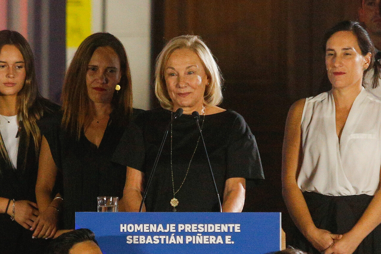 Cecilia Morel Encabeza Emotivo Homenaje A Expresidente Pi Era El