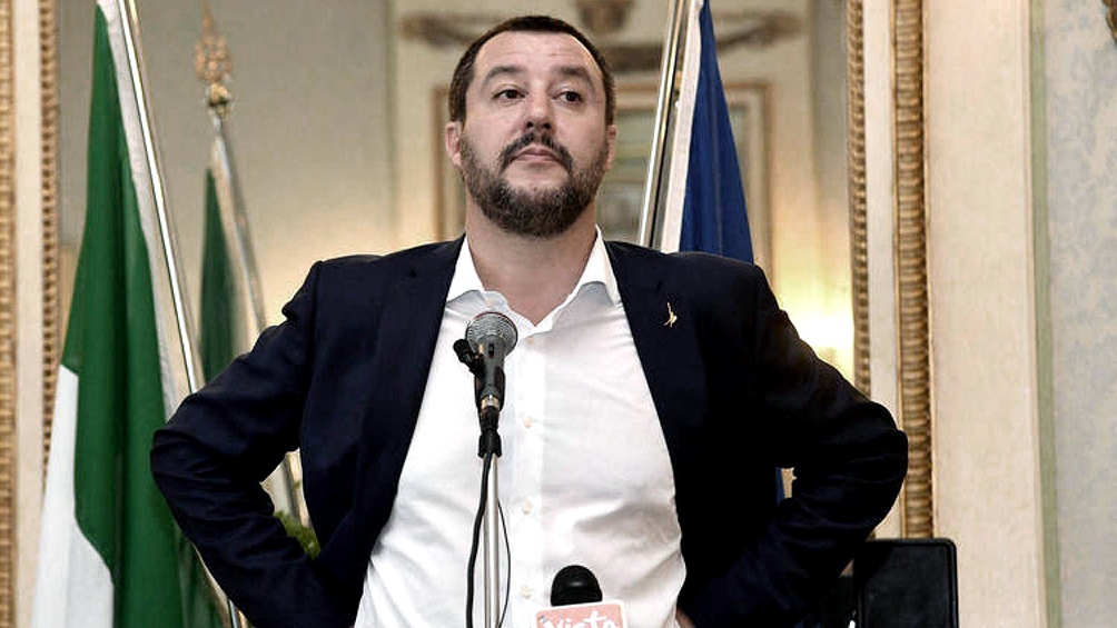 Salvini afirma que irá «con la cabeza alta» y «sin miedo» al tribunal que puede condenarle