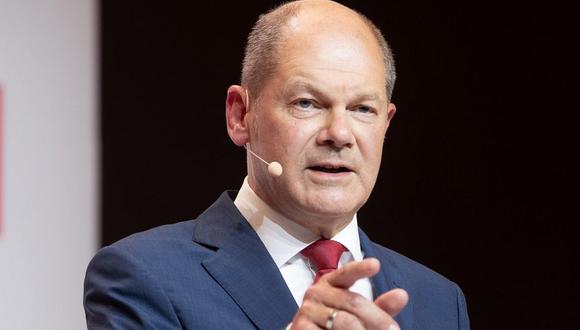 Scholz traslada a Zelenski garantías del «apoyo militar» de Alemania