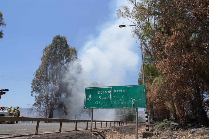 Hezbolá lanza decenas de proyectiles contra Israel