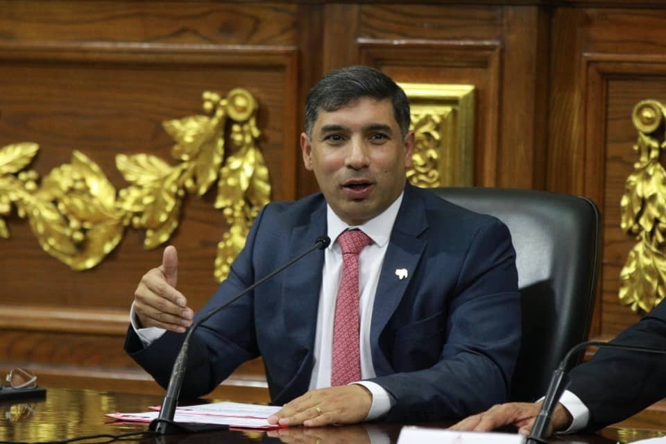 Detenido exministro del Petróleo de Venezuela por «entregar» sistema de PDVSA a EEUU