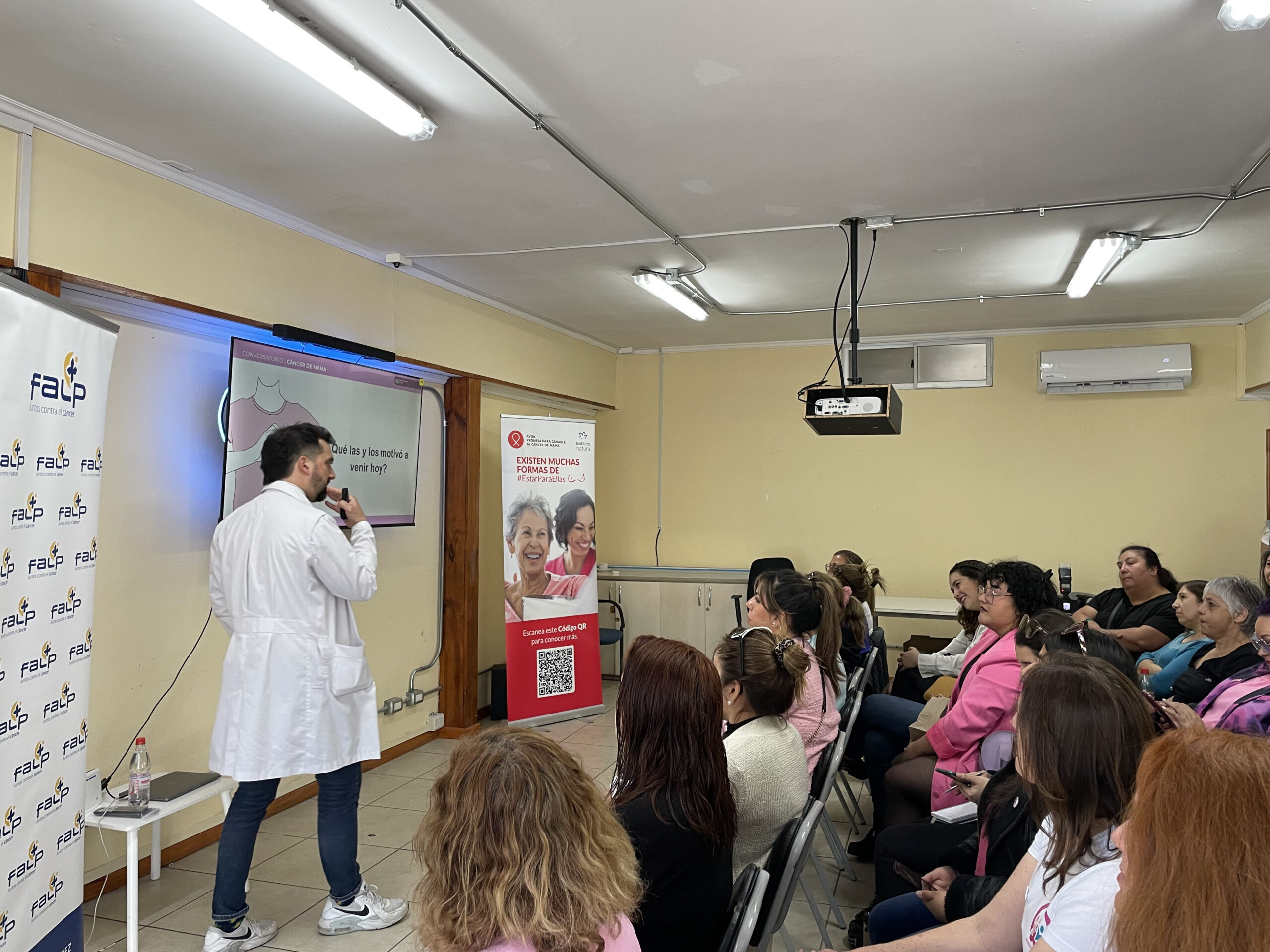 Fundación Arturo López Pérez, Municipalidad de Pudahuel e Instituto Natura Avon realizan operativo preventivo de cáncer de mama