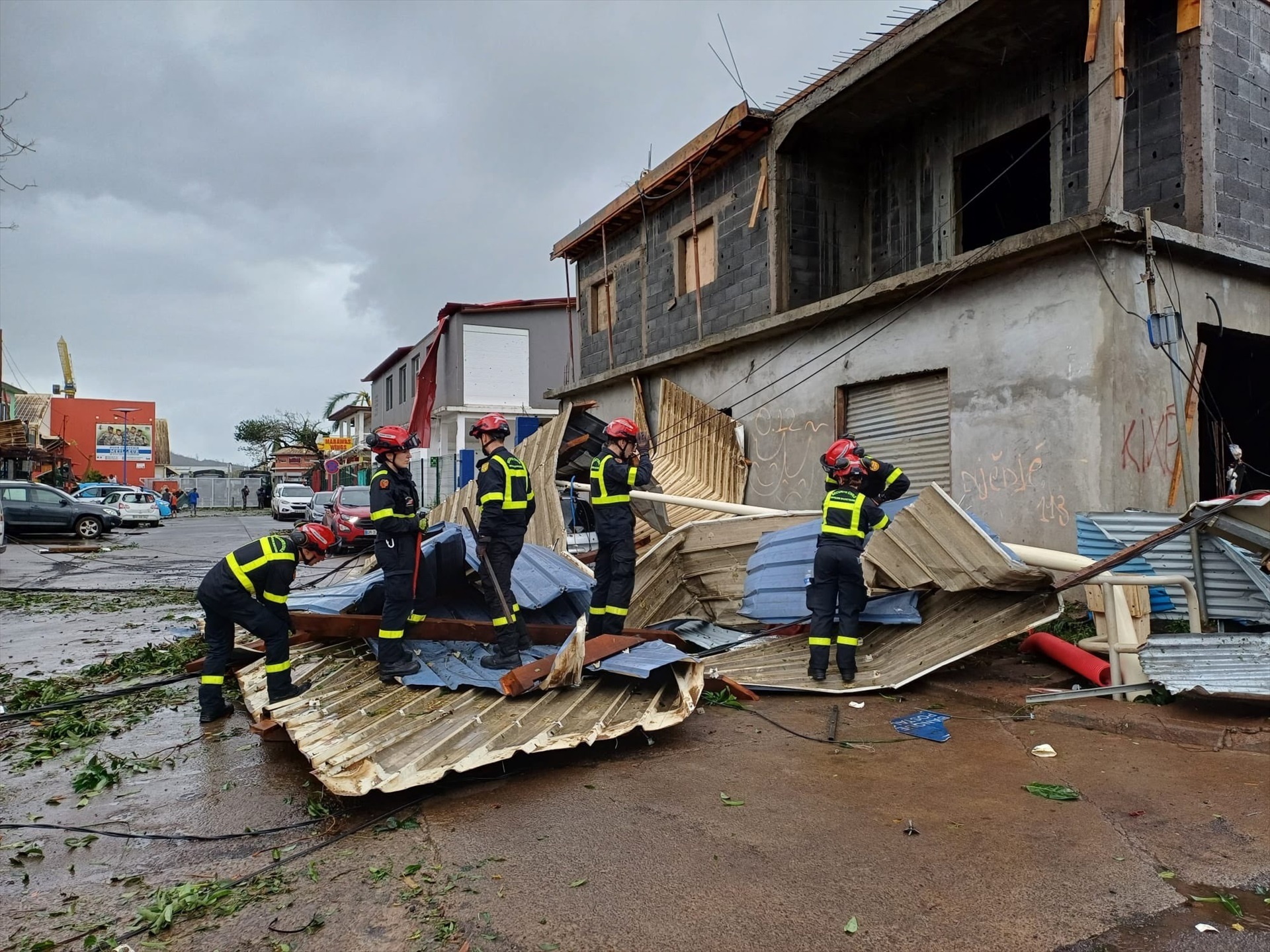 Aumentan a más de 30 los muertos por paso del ciclón ‘Chido’ en Mayotte