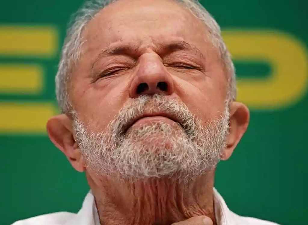 Lula ya camina por pasillos del hospital tras intervenciones por hemorragia intracraneal