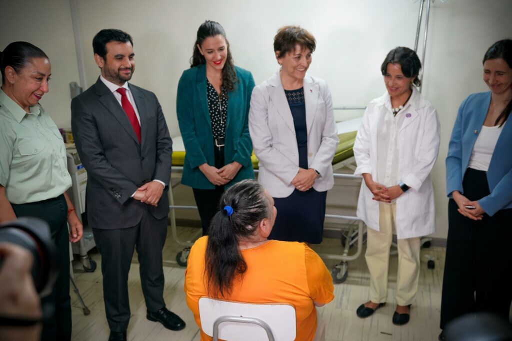 Autoridades participan en un operativo de salud para mujeres privadas de libertad